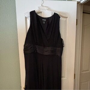 Beautiful cocktail dress from Styles and Co.